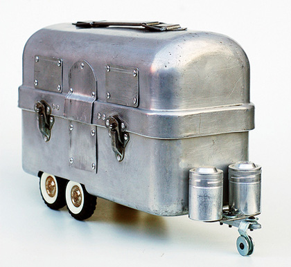 Stylin’ Airstream lunchbox